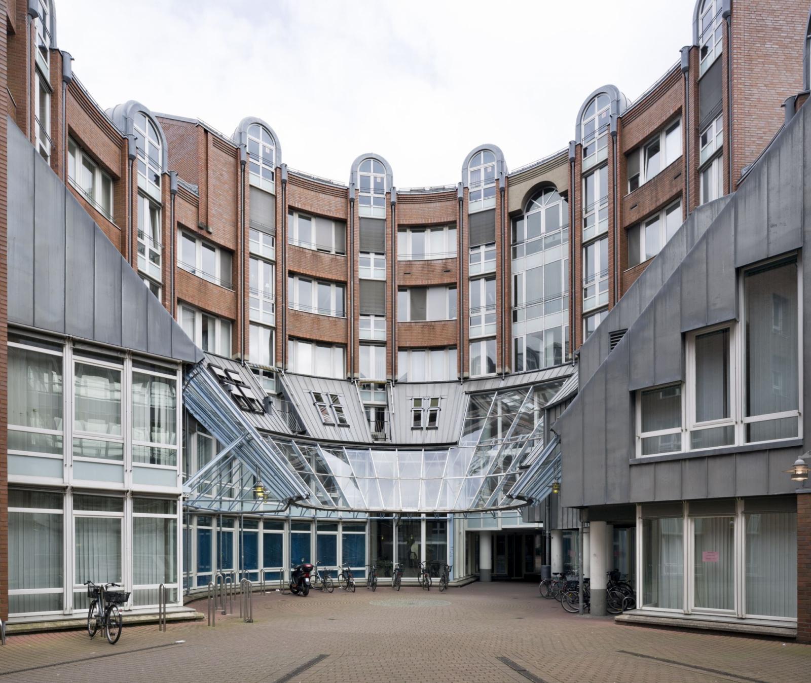 Rathaus Neuss Blockinnenbereich