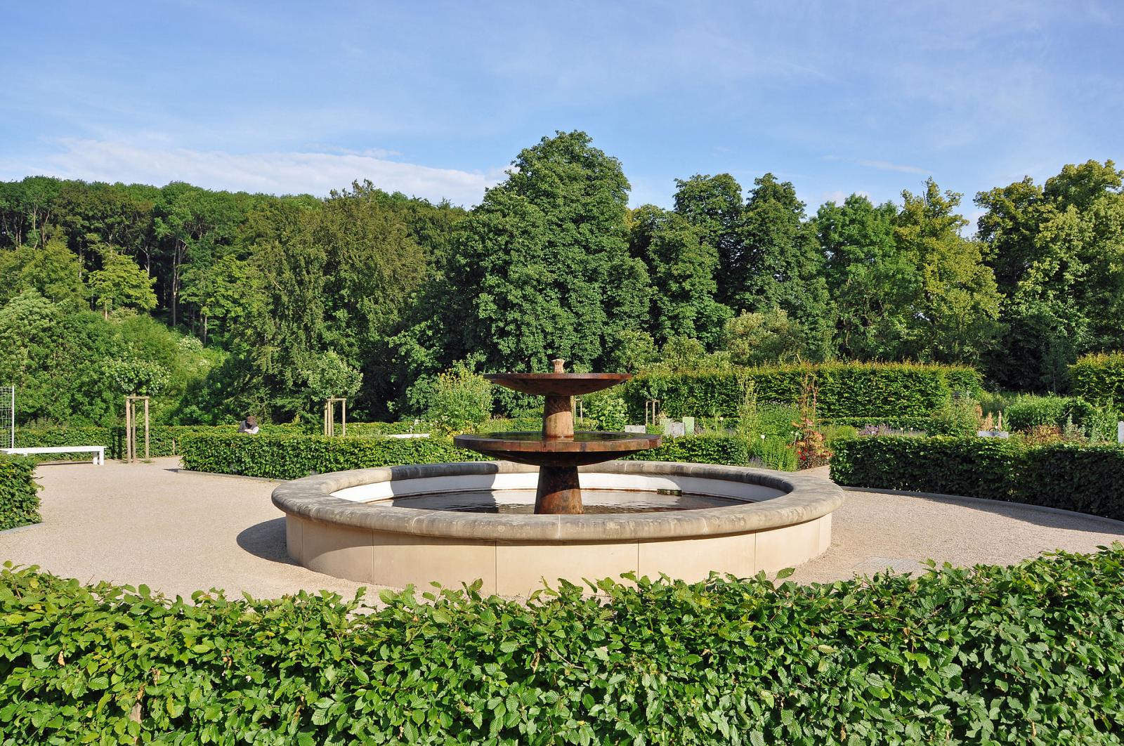 Brunnen im Klostergarten