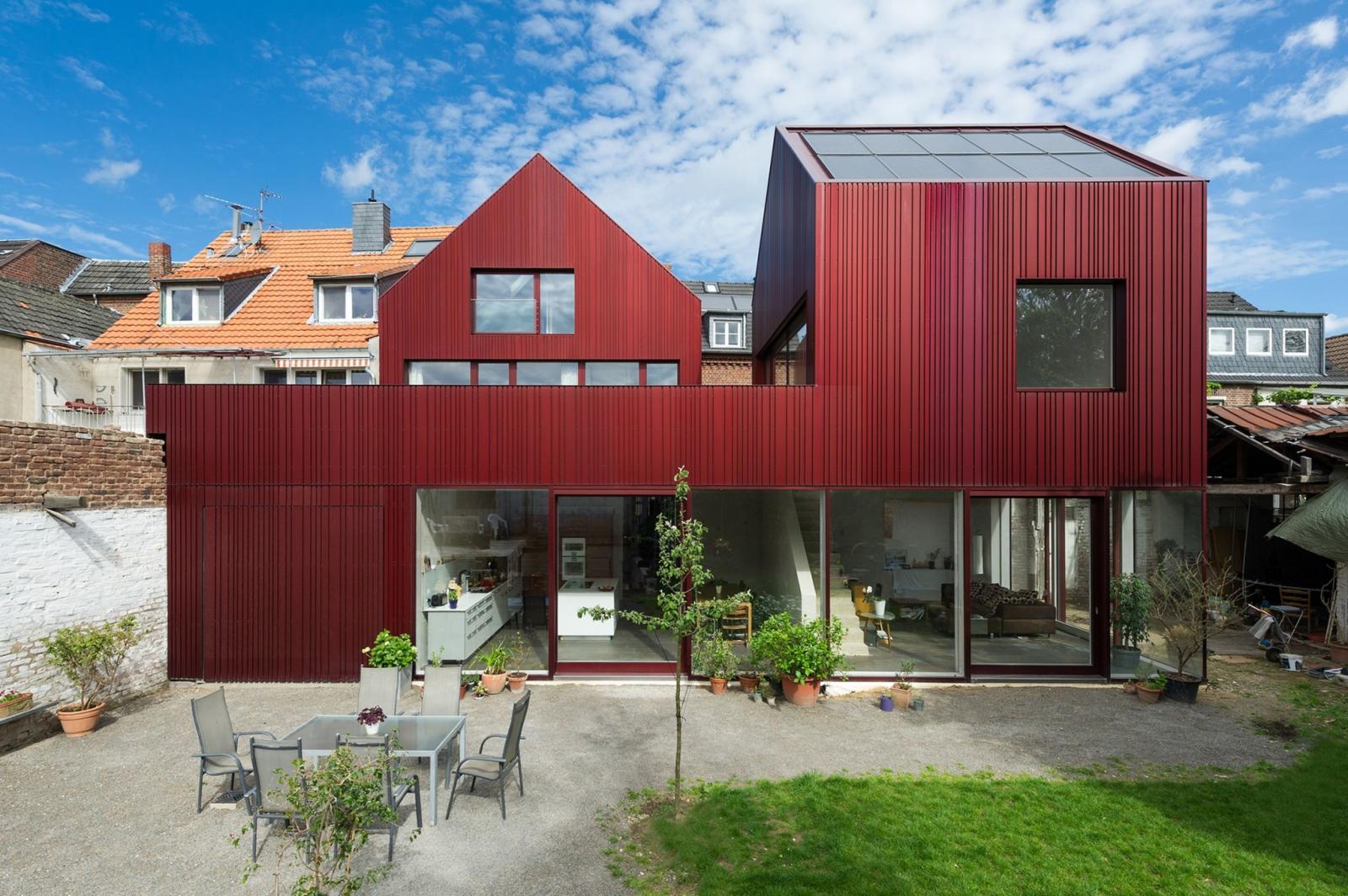 Gartenseitiger Neubau, Rückansicht