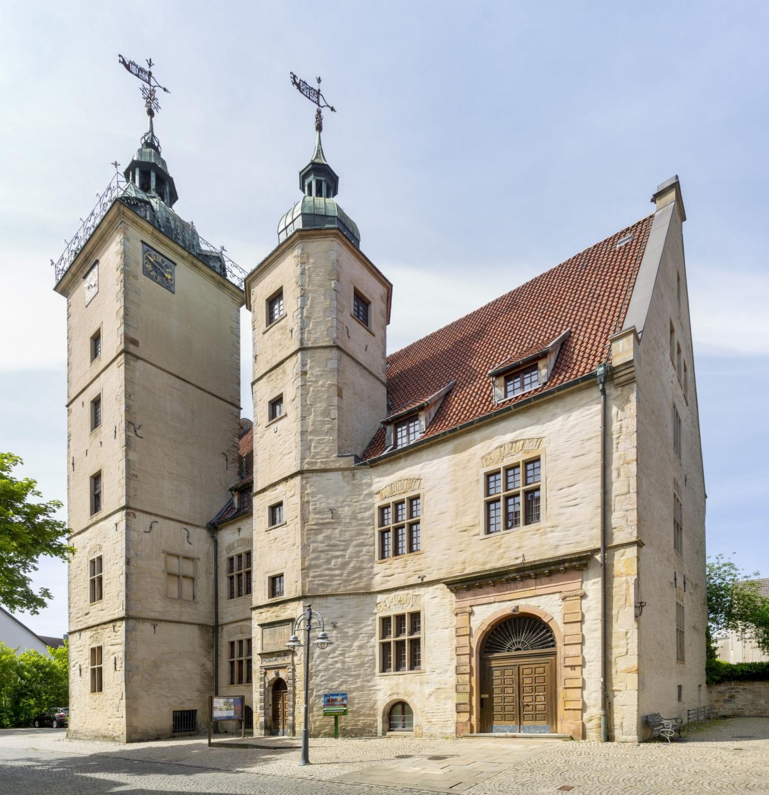 Hohe Schule Steinfurt, Ansicht mit Eck- und Treppenturm