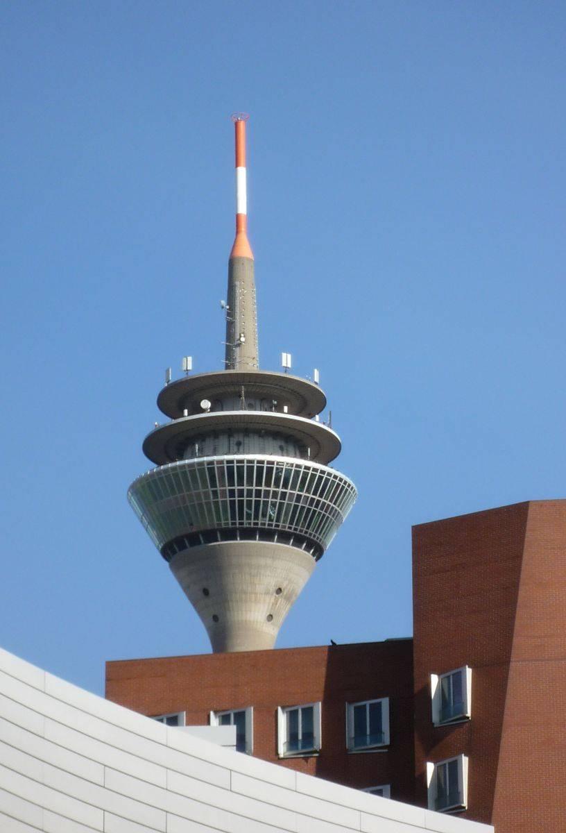 Turmkanzel vom Hafen aus