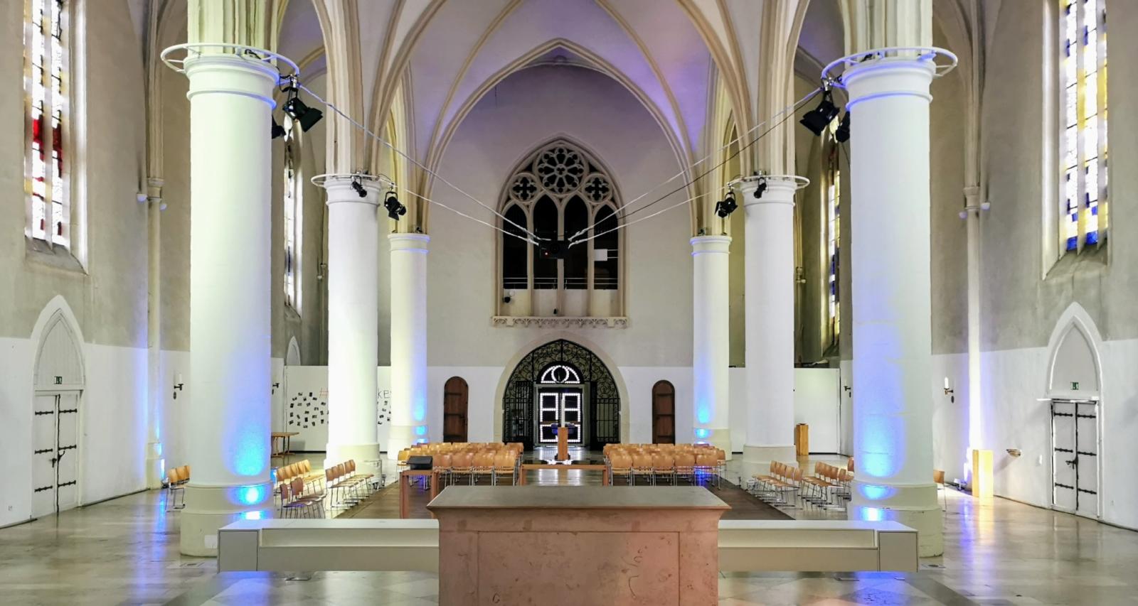 Innenraum St. Martini, blick zum Eingang nach Westen