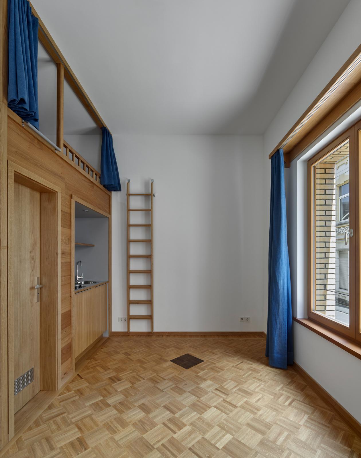 Haus im Burggarten, Innenraum