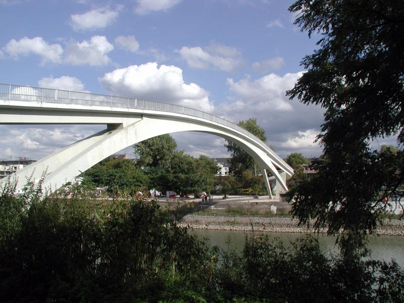 Mülheimer Hafenbrücke Köln (Katzenbuckelbrücke)