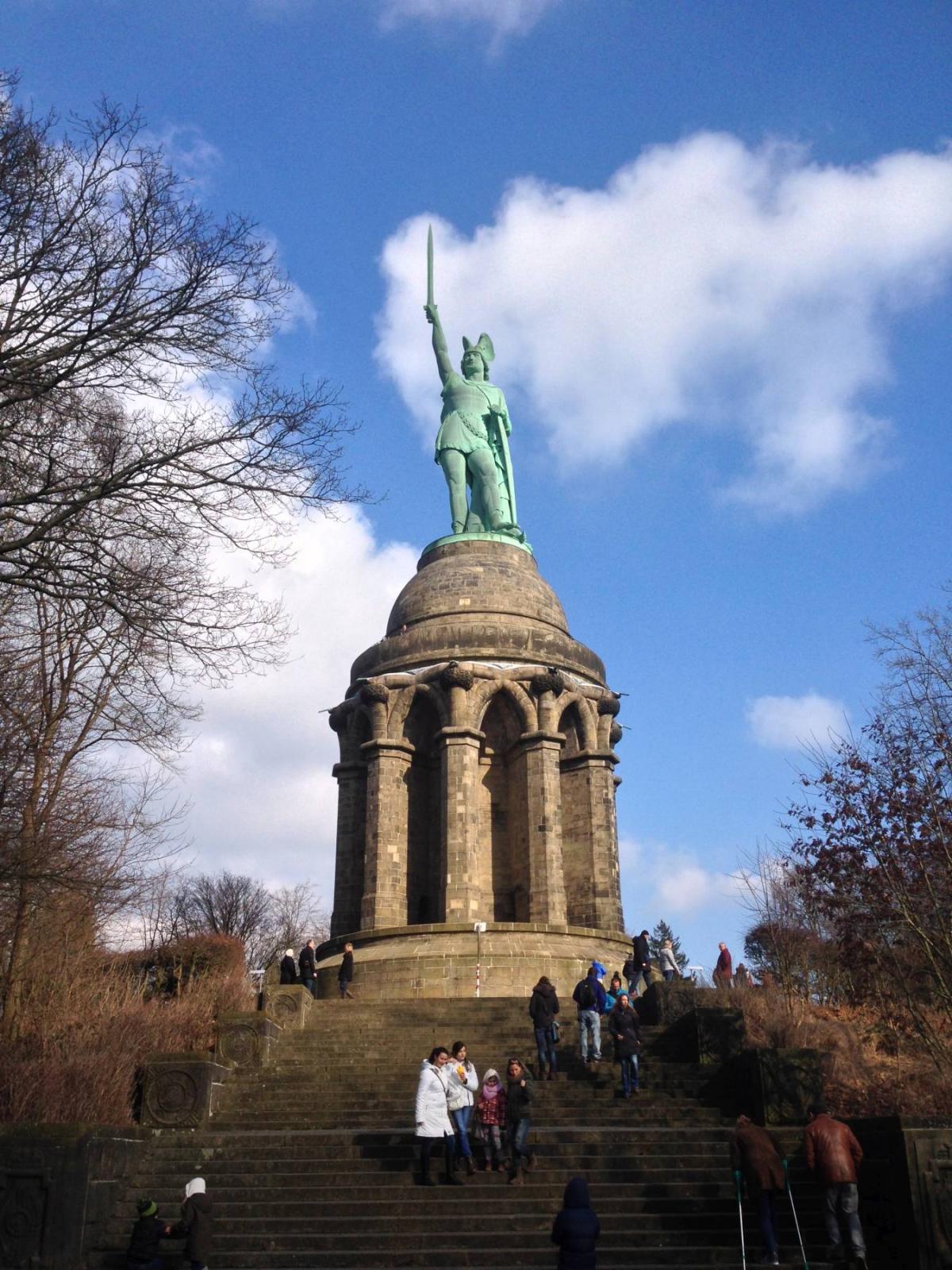 Hermannsdenkmal Detmold, Architektur - baukunst-nrw